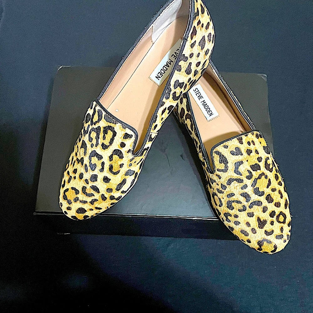 STEVE MADDEN Cow Hair Leopard Print Loafers